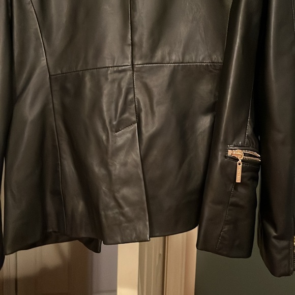 Guess Marciano leather Jacket - Picture 4 of 8